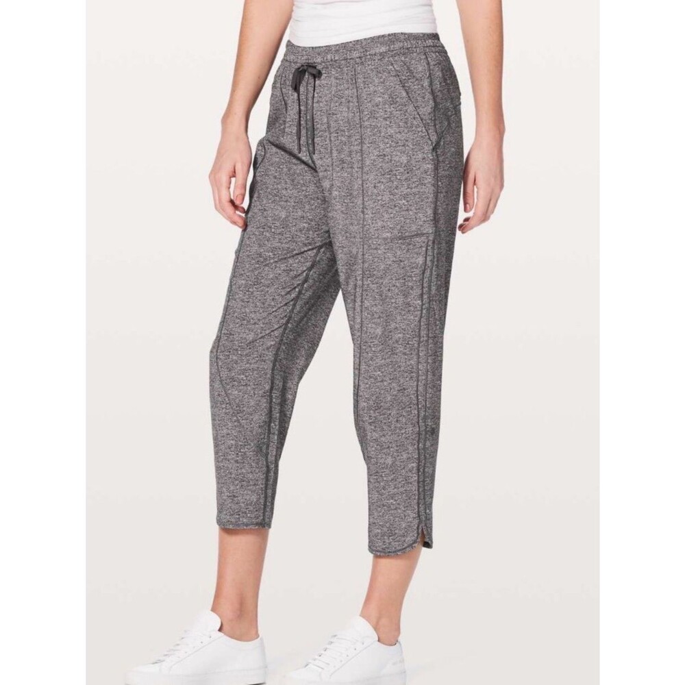 Lululemon Final Play Crop 23"